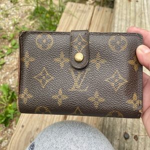 Louis Vuitton Monogram medium wallet
